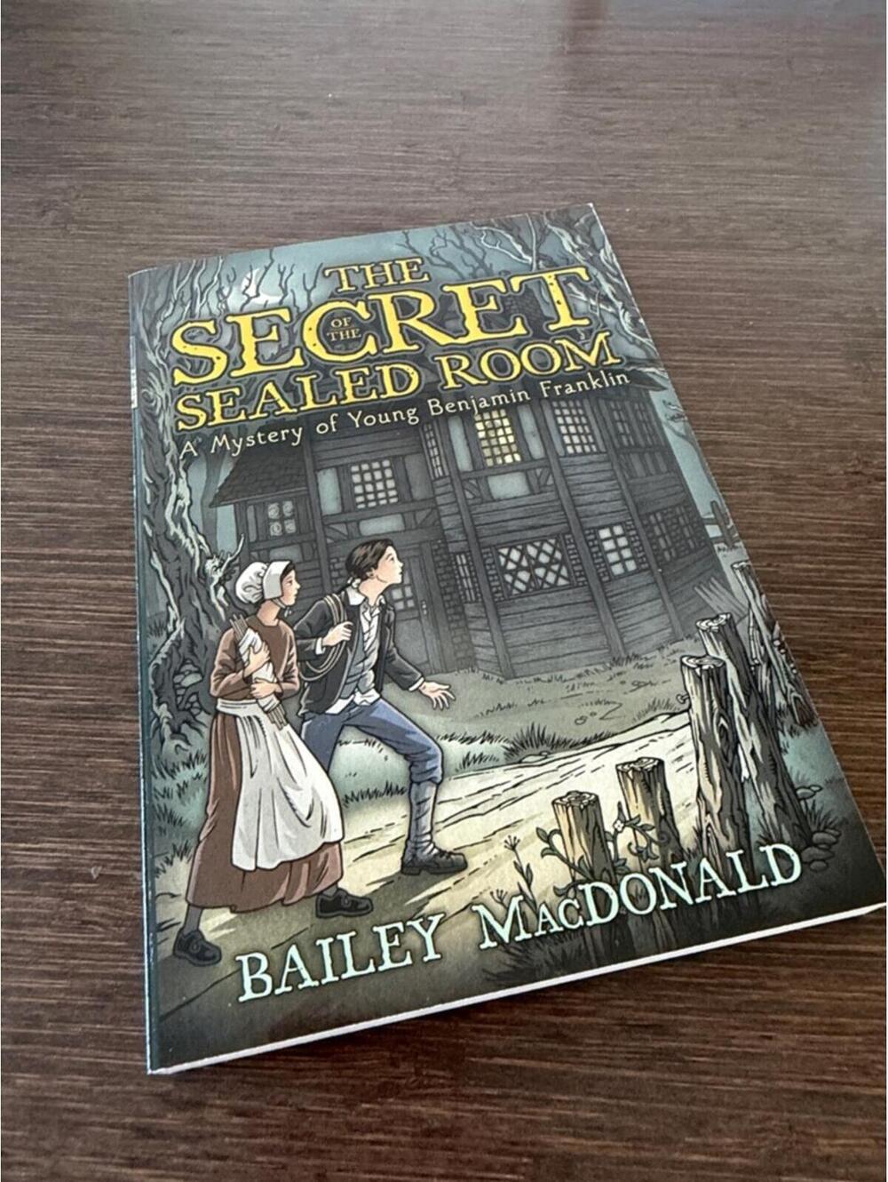 The Secret of the Sealed Room - Paperback
